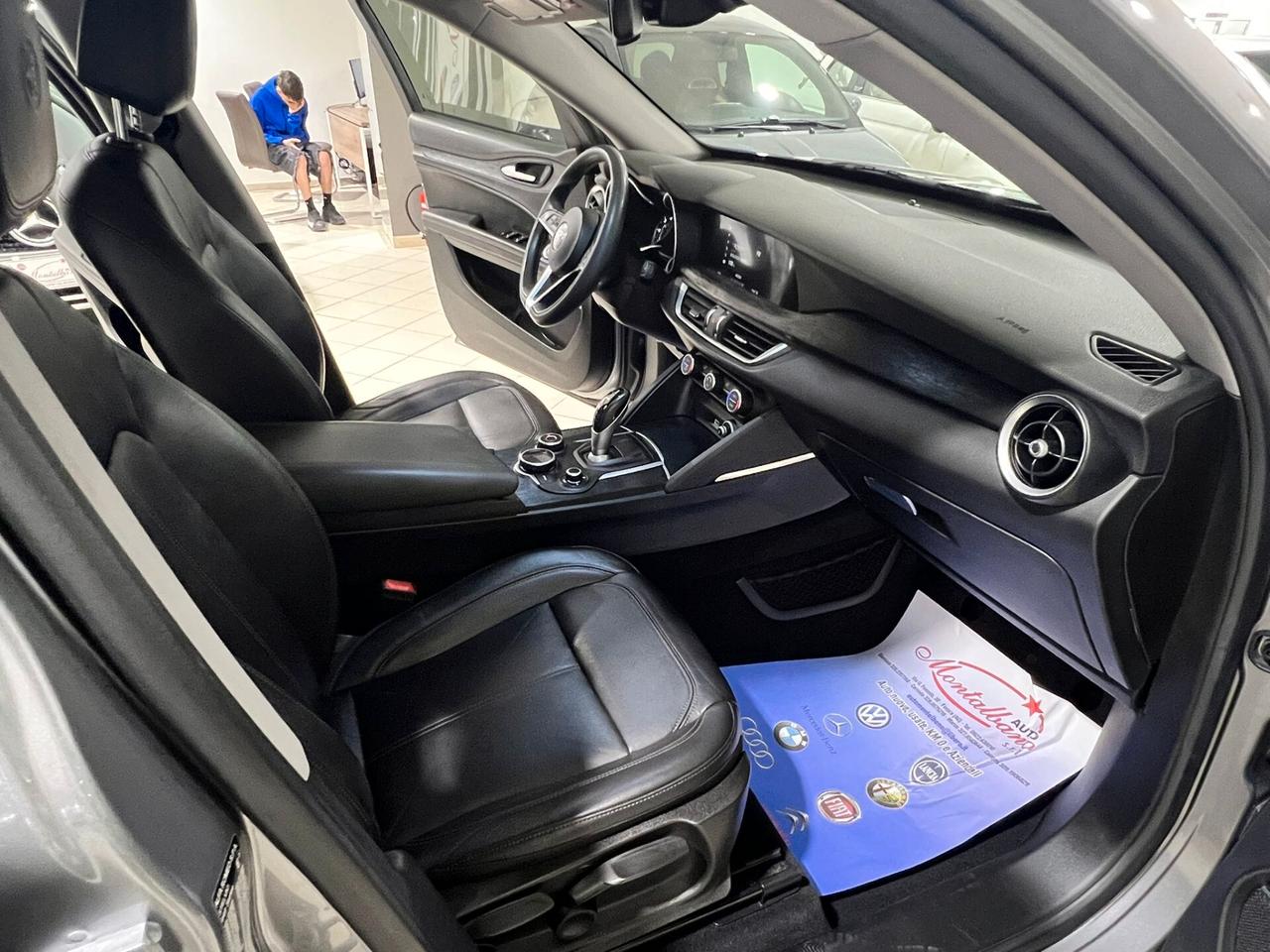 Alfa Romeo Stelvio 2.2 Turbodiesel 160 CV AT8 RWD Business