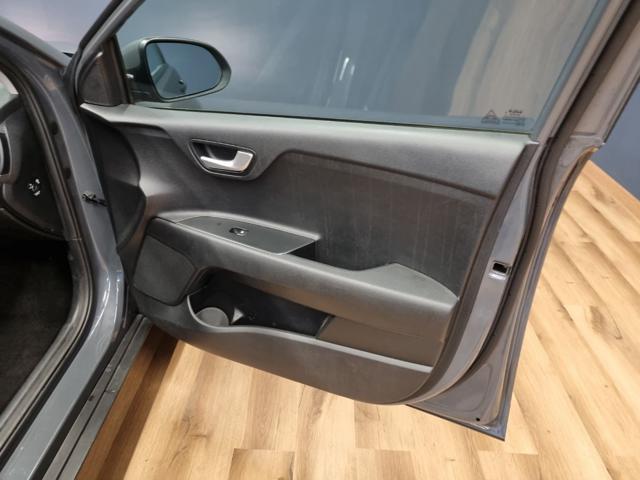 KIA Stonic 1.0 T-GDi 100 CV MHEV iMT Style
