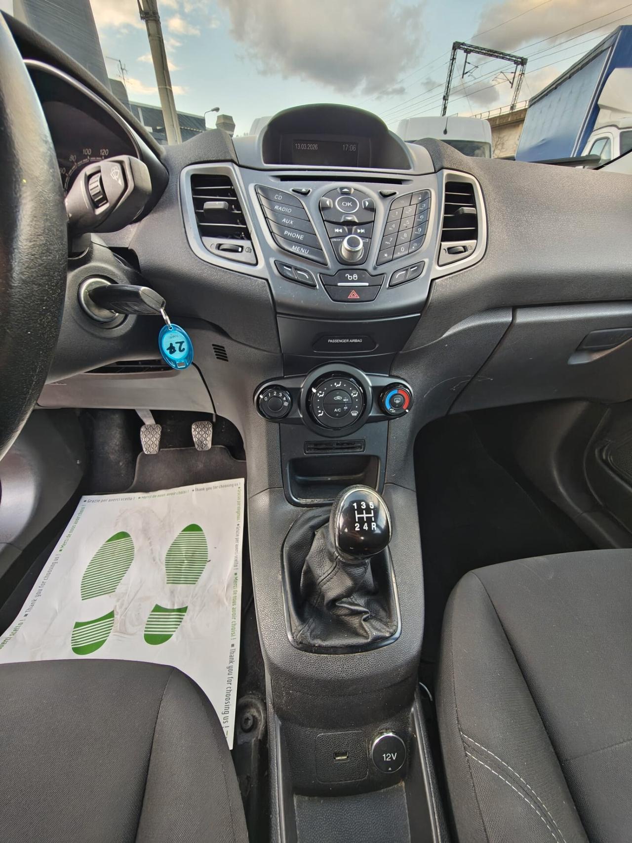 Ford Fiesta 1.2 60CV 5 porte Titanium