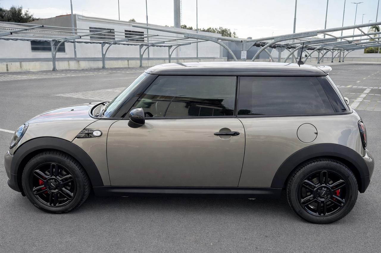 MINI COOPER 1.6 BENZINA 122CV FULL RESTYLING