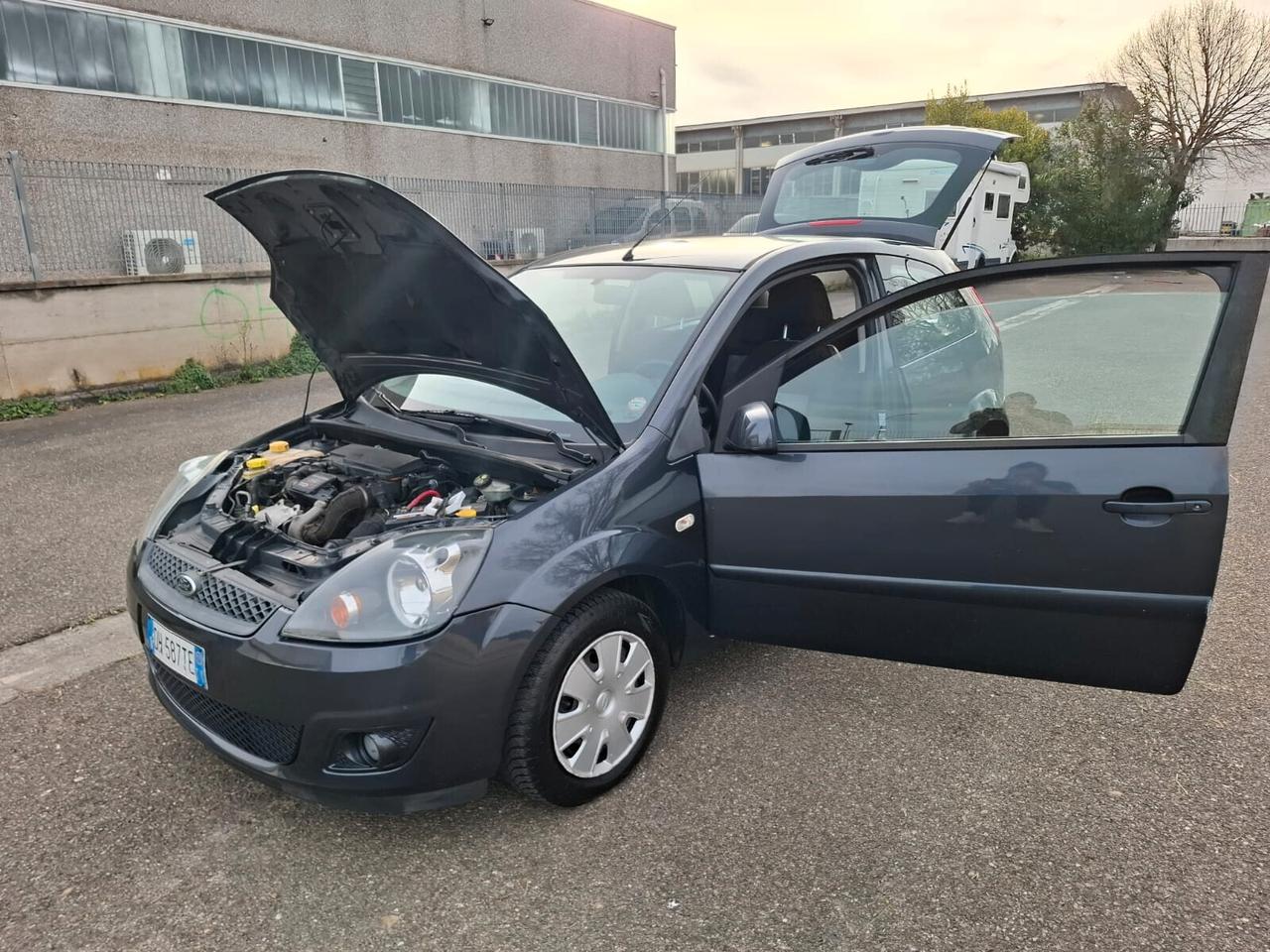 Ford Fiesta 1.4 TDCi 3p. SOLAMENTE 47.000 KM