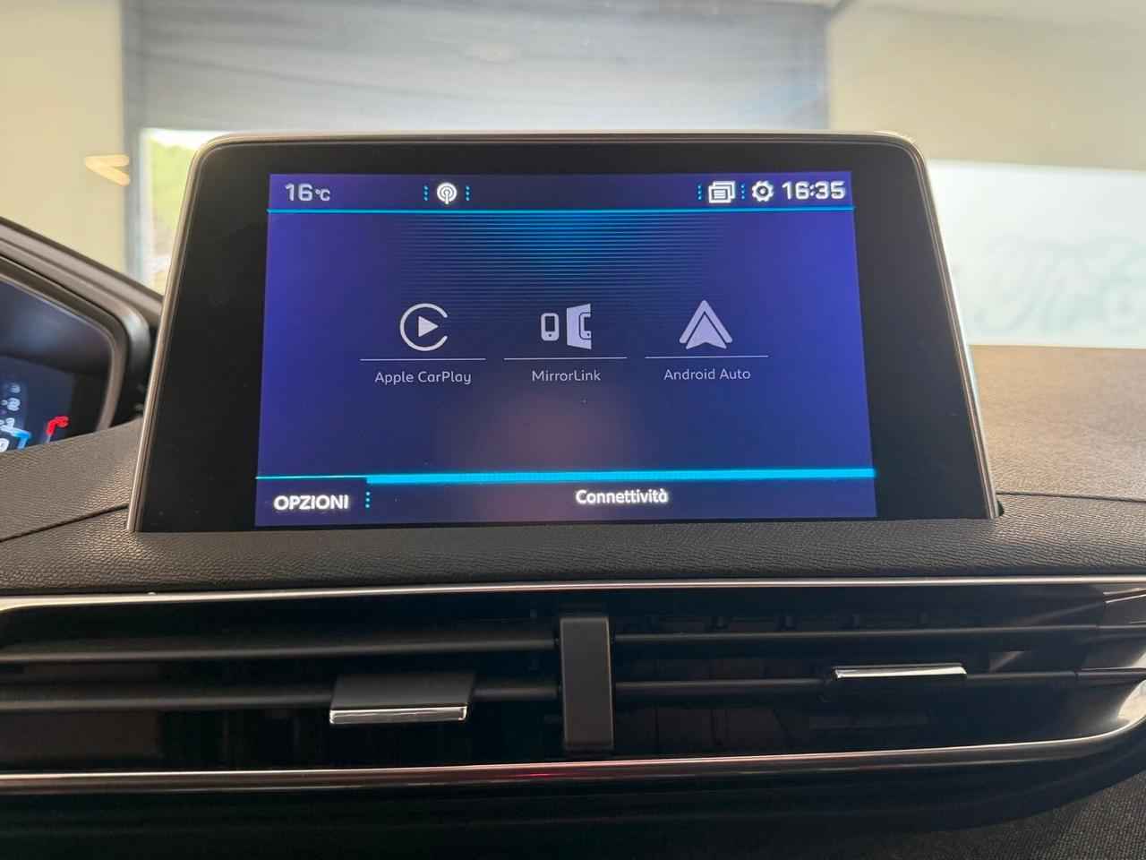 PEUGEOT 3008 1.6 BLUEHDI 120CV OK NEOPATENTATO NAVI CAM ANNO 2017