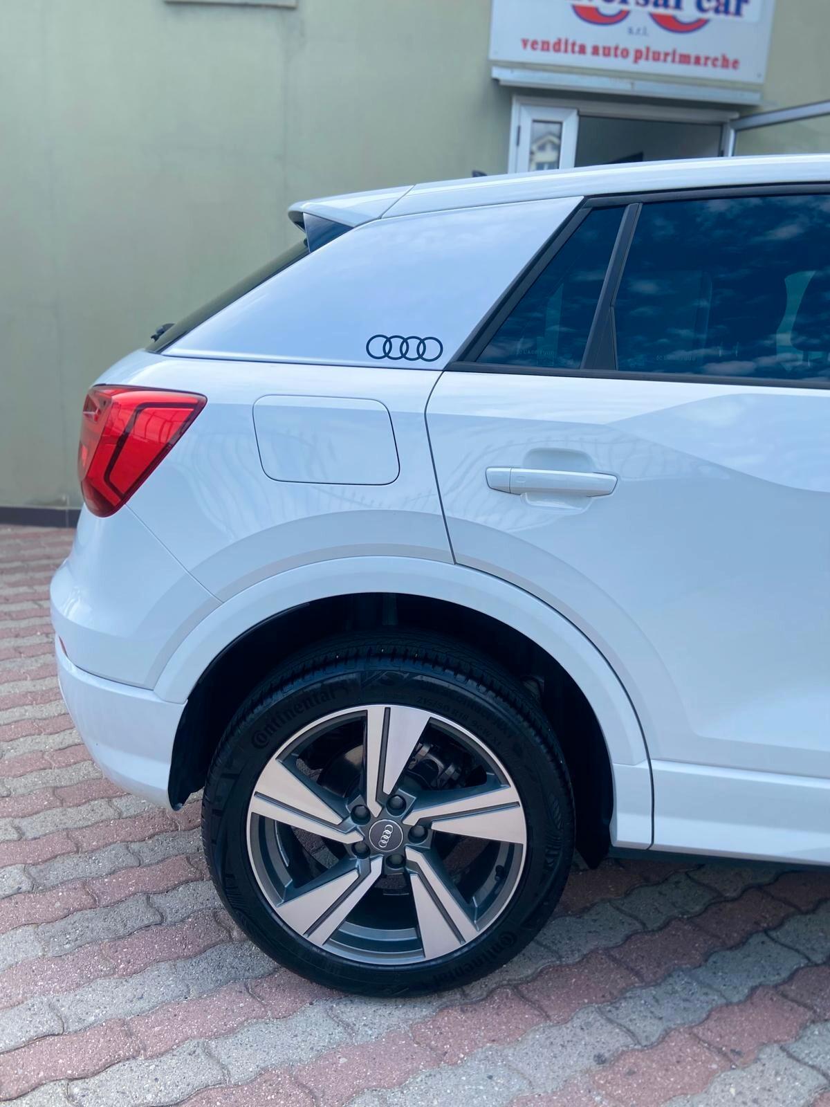 Audi Q2 30 1.6 tdi 116cv S-Tronic Admired