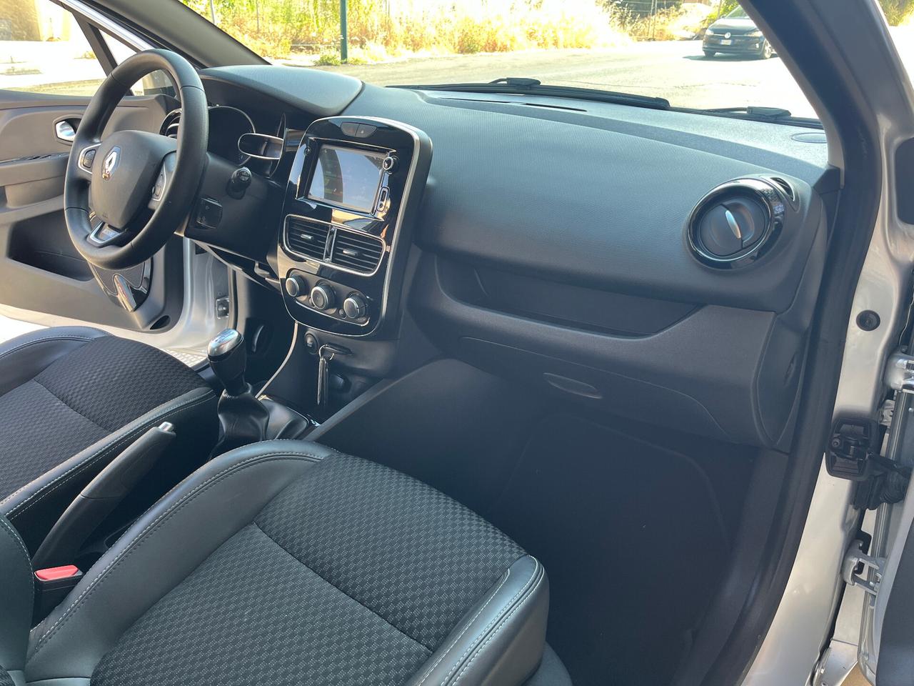 Renault Clio dCi 90 CV 5 porte Moschino Zen