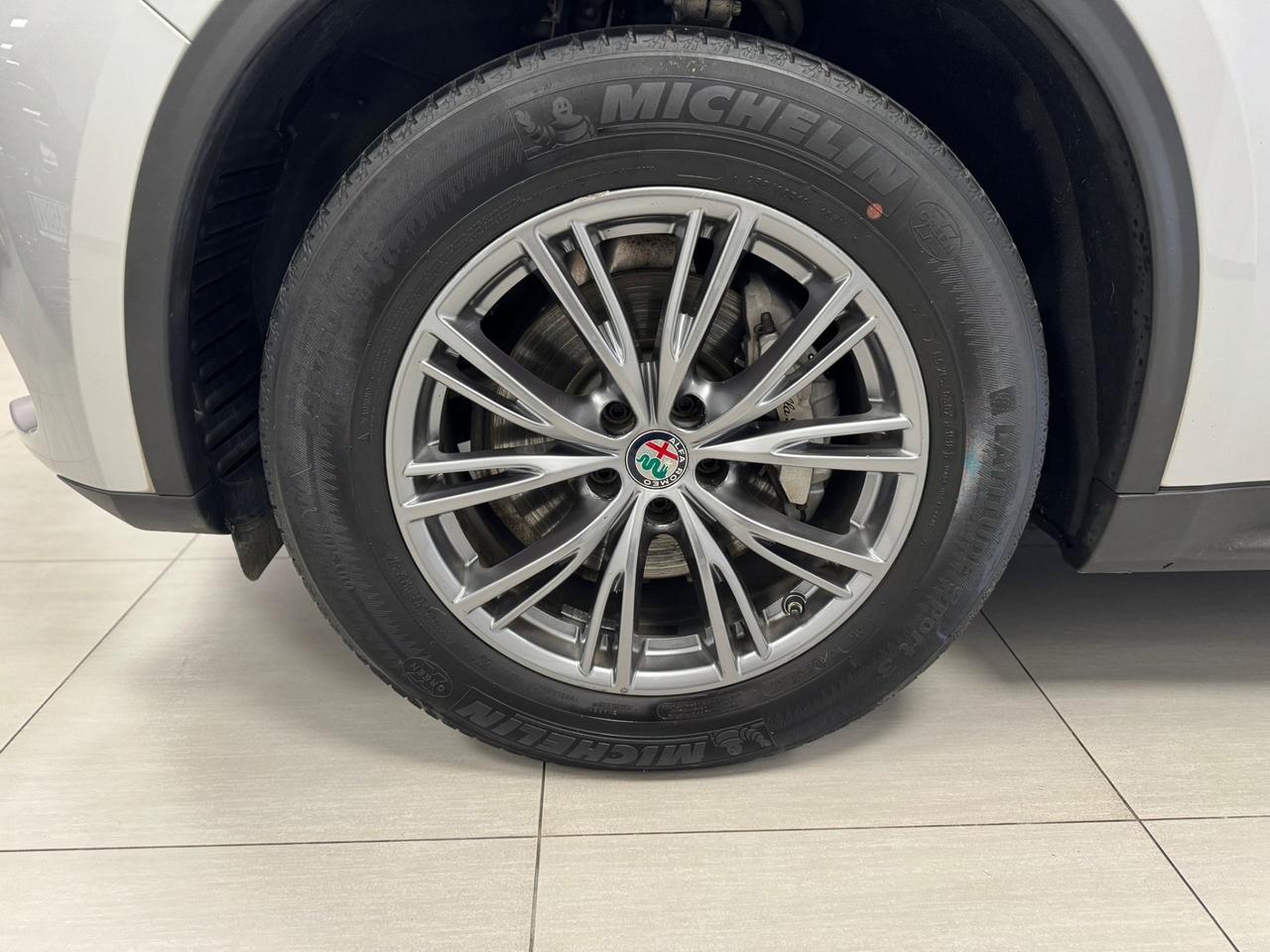 Alfa Romeo Stelvio 2.2 Turbodiesel 190 CV AT8 Q4 Business