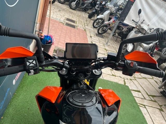 KTM Duke 125 GARANZIA PERMUTE FINANZIAMENTO