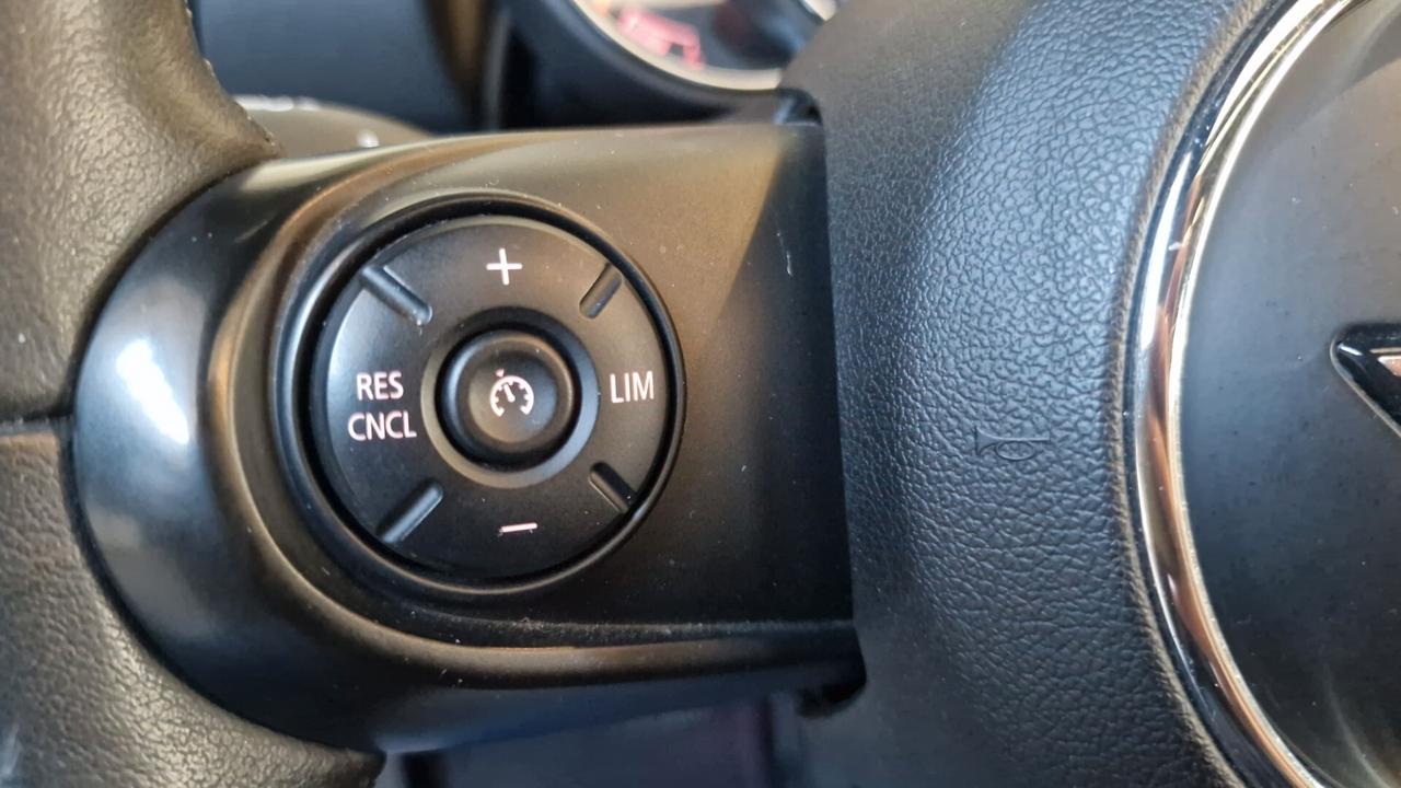 Mini Cooper Clubman 1.5 Hype