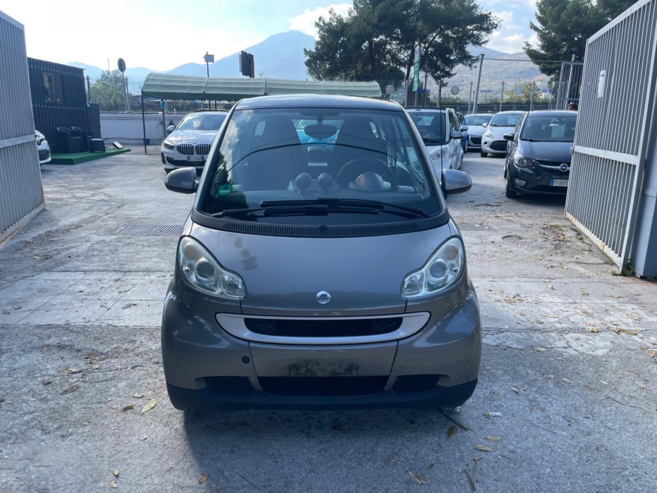 Smart ForTwo 1000 52 kW MHD coupé pure