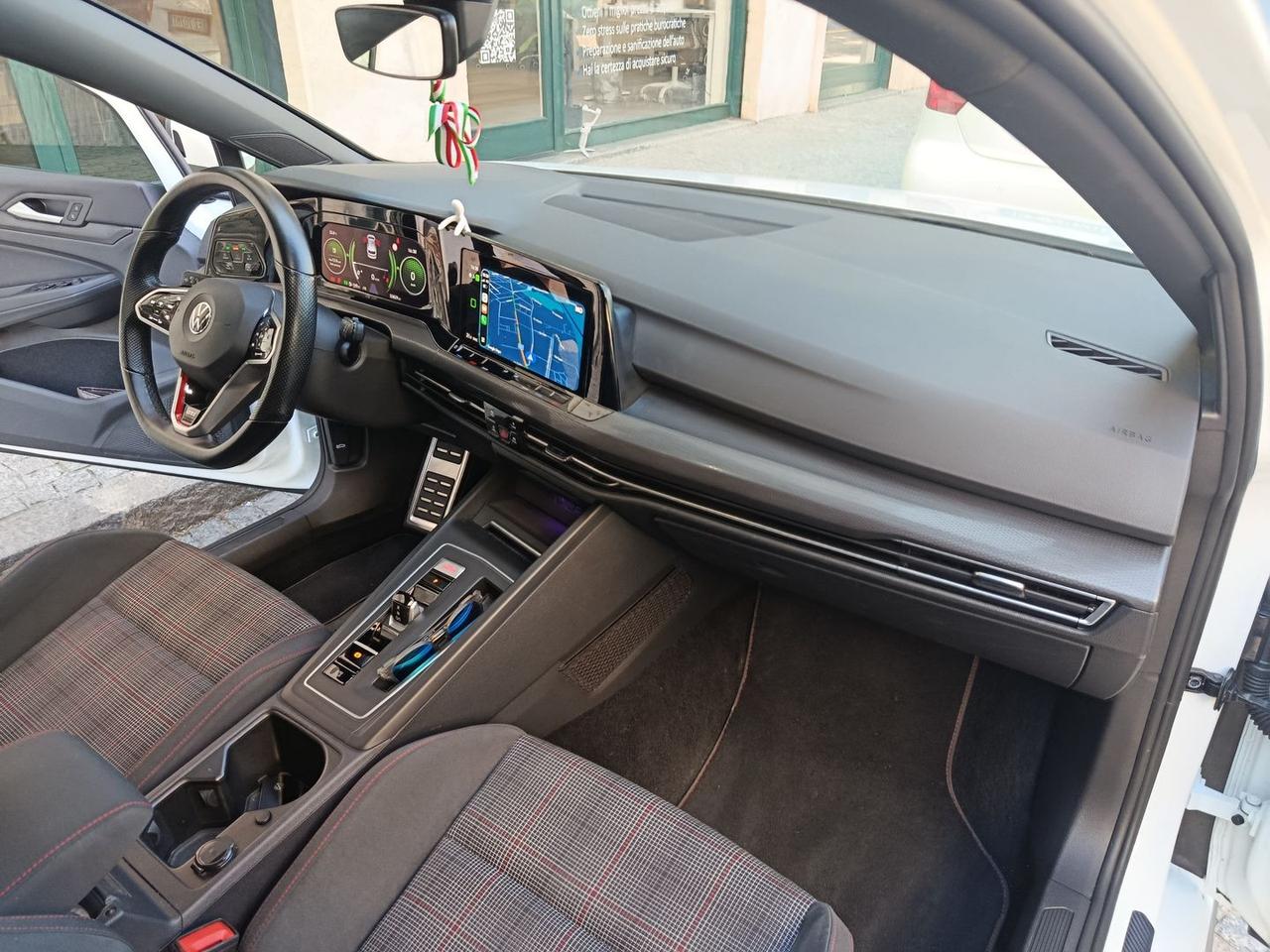 Volkswagen Golf Ultimate 2.0 TSI GTI #10337