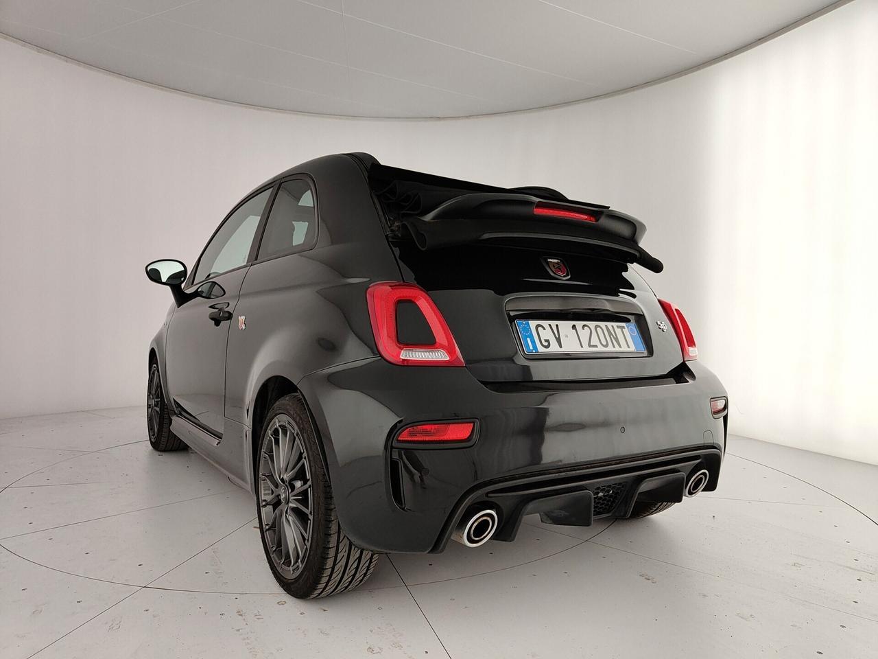 Abarth 595 C 1.4 Turbo T-Jet 165 CV