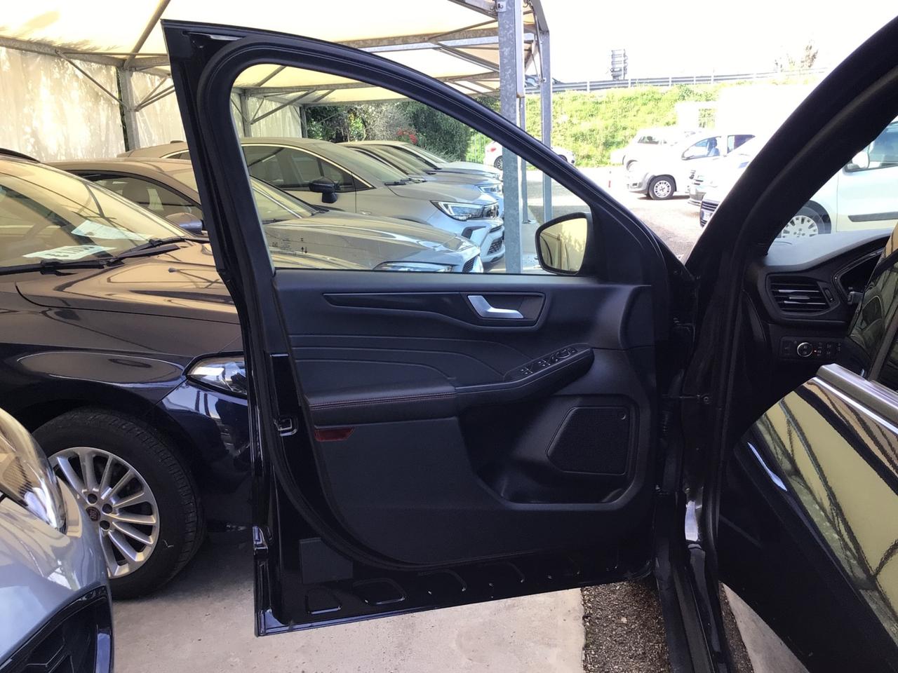 Ford Kuga 2.0 EcoBlue 120 CV Automatico ST-Line