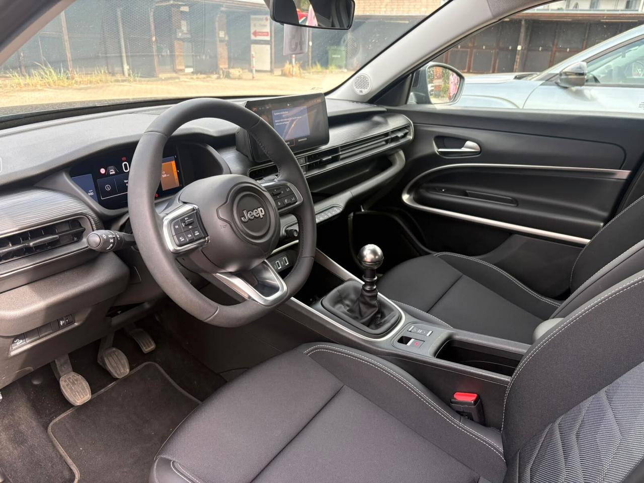 Jeep Avenger 1.2 Turbo 100 CV Altitude NOVEMBRE 2024