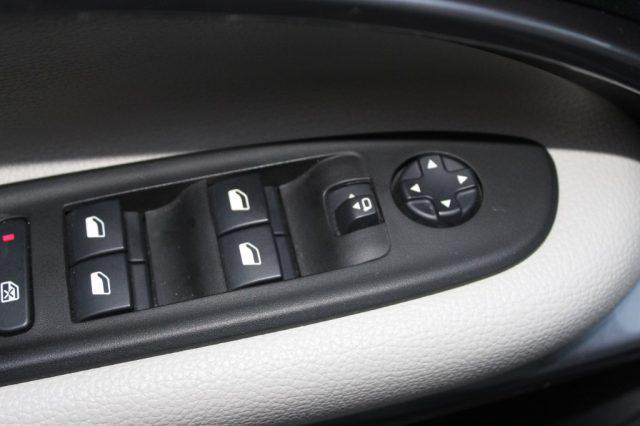 FIAT 600 Hybrid 110 CV DCT MHEV La Prima