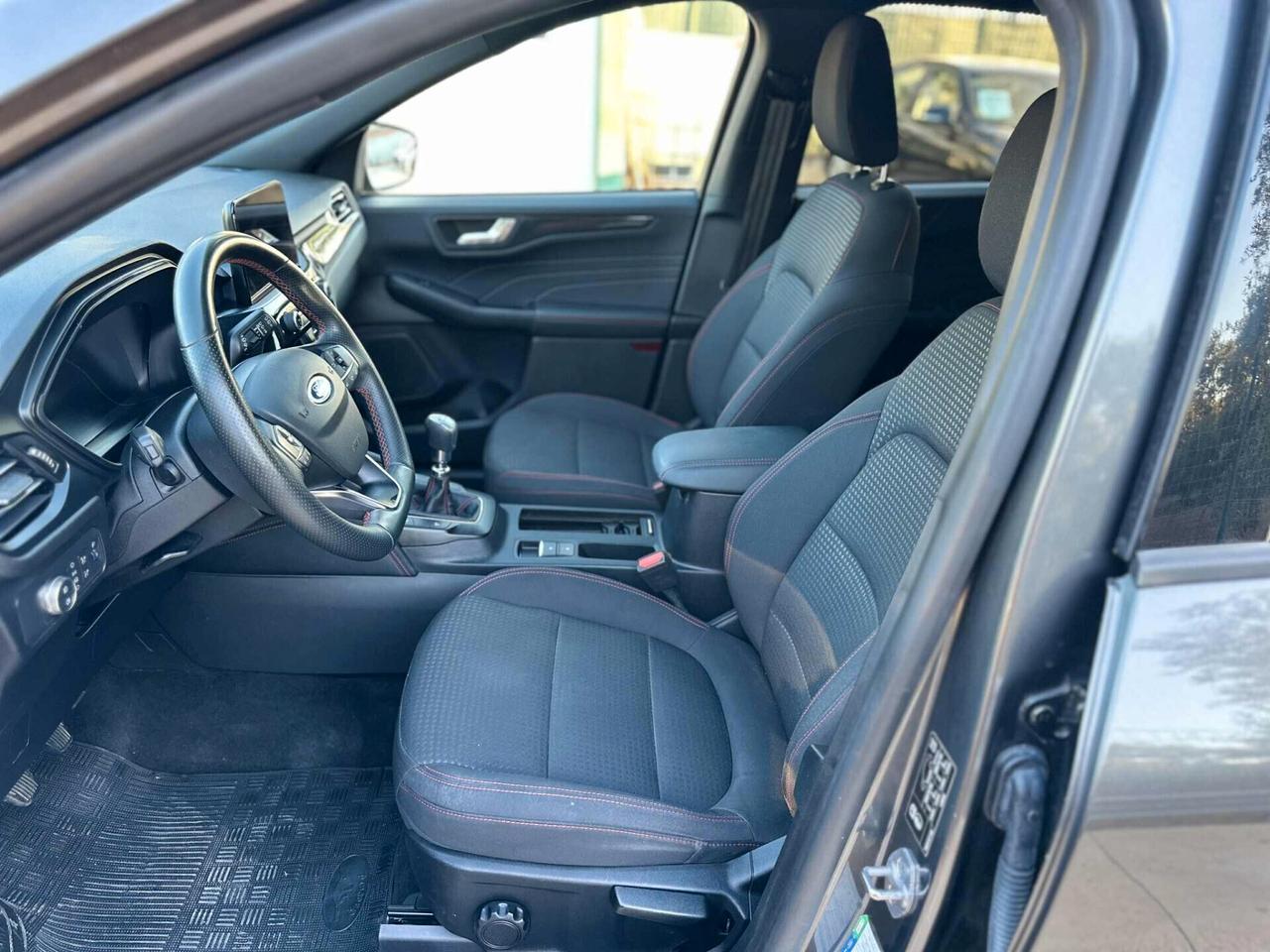 Ford Kuga 2.0 EcoBlue Hybrid 150 CV 2WD ST-Line