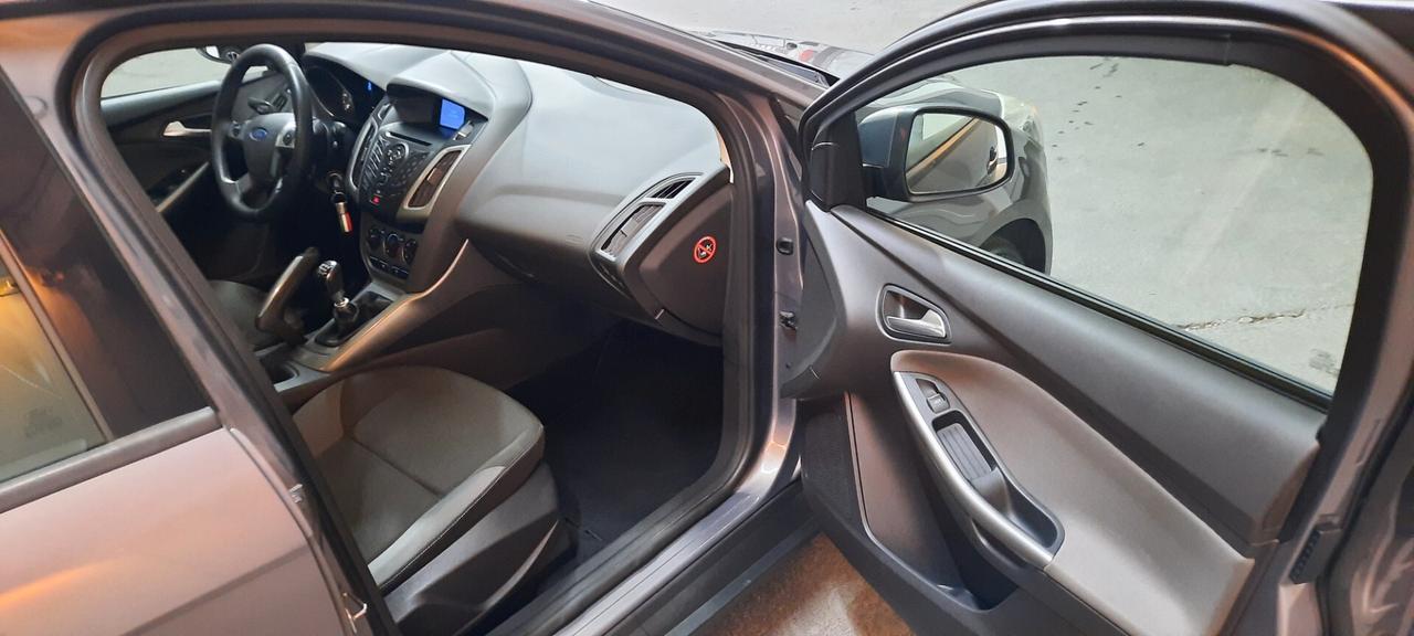 Ford Focus 1.6 TDCi 115CV SW Business