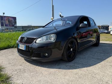 Volkswagen Golf GTI 2.0 16V TFSI 3p.