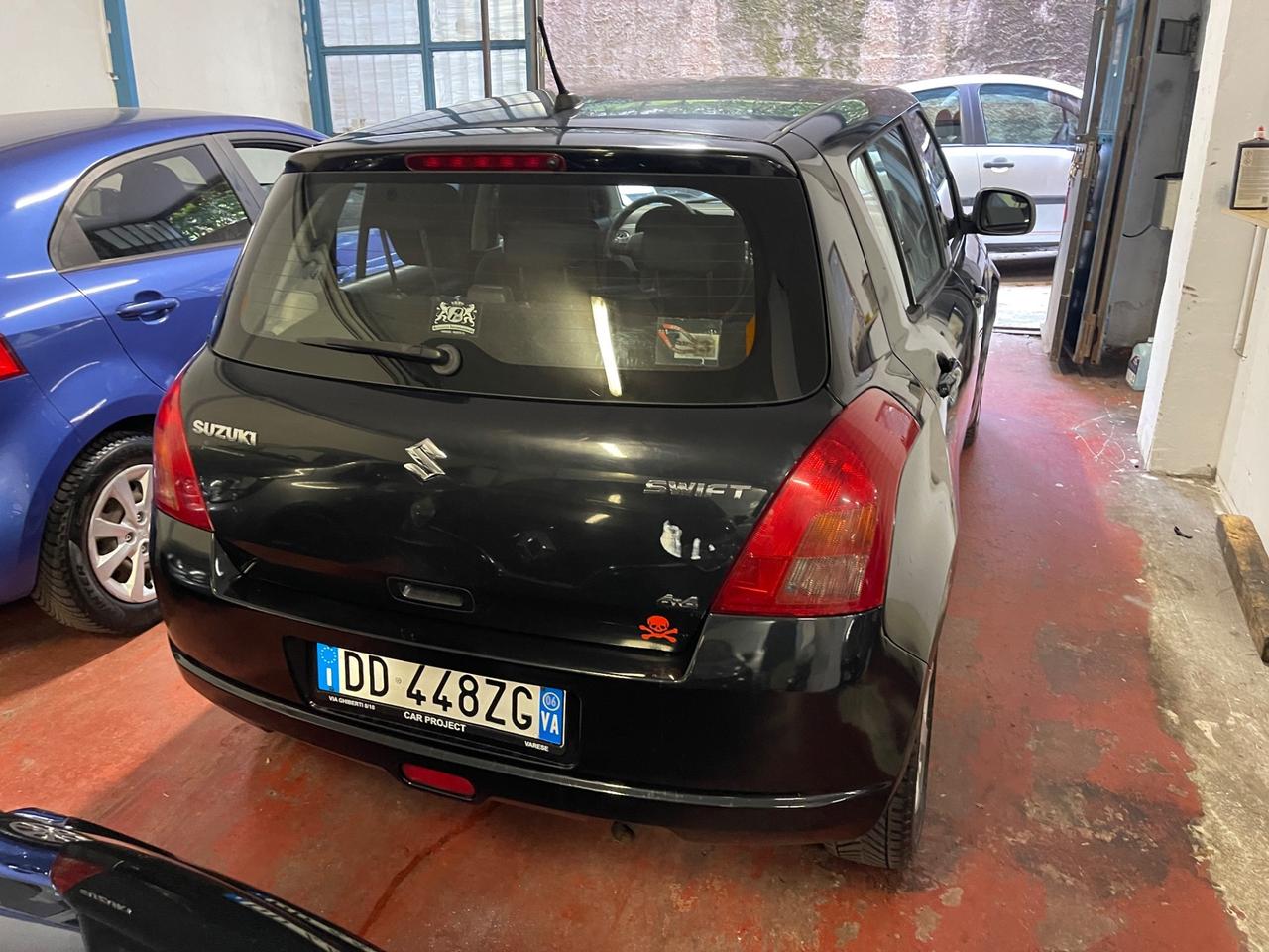 Suzuki Swift 1.3 4x4 5p. GL