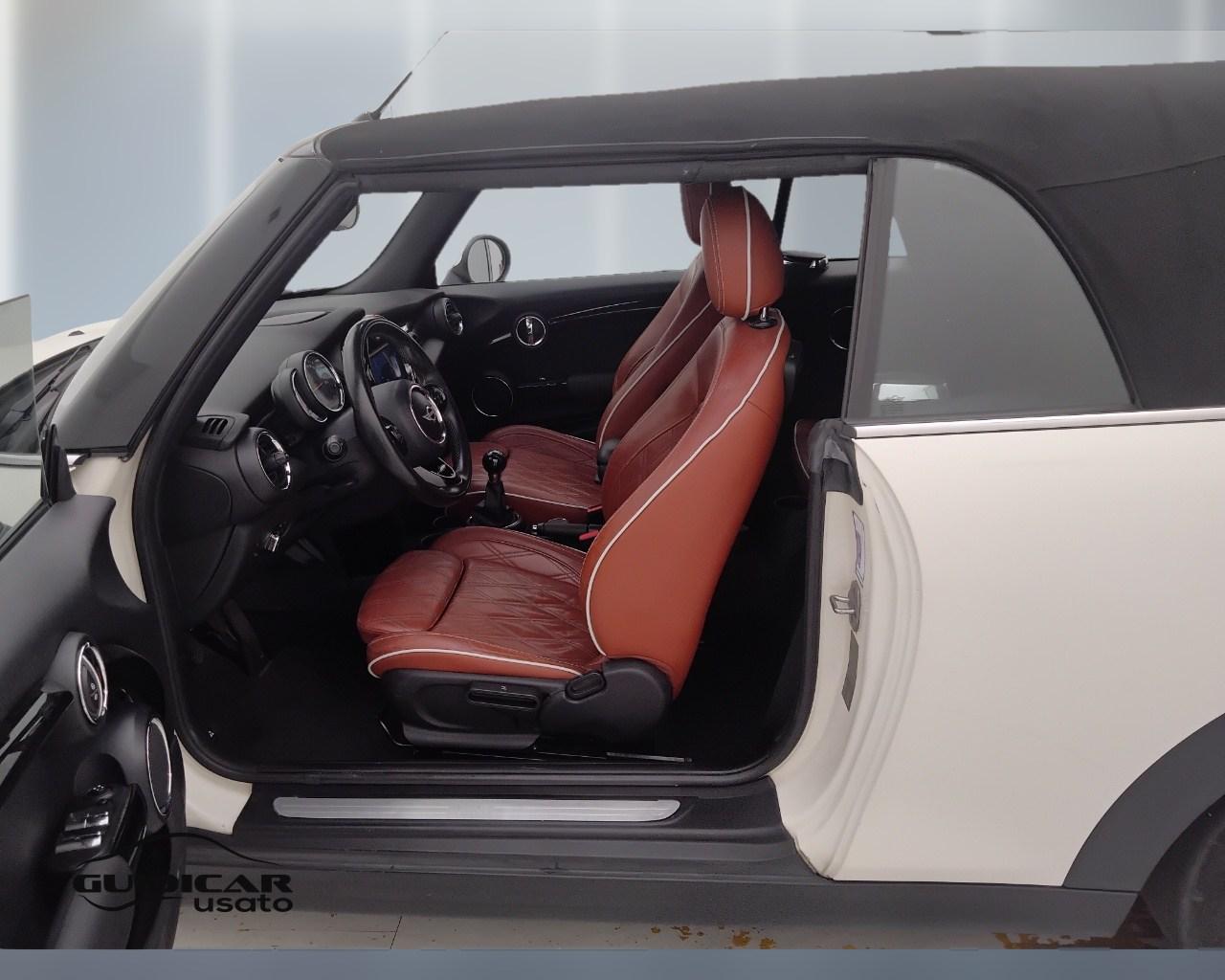 MINI Mini IV F57 2016 Cabrio - Mini Cabrio 1.2 One