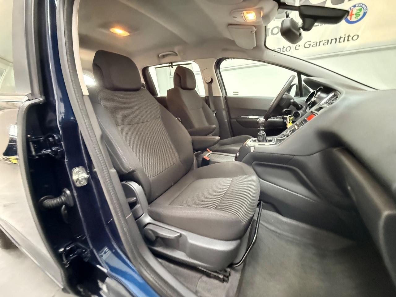 Peugeot 5008 1.6 HDi 112CV Business 5P. 04/2011 EURO 5 NEOPATENTATI