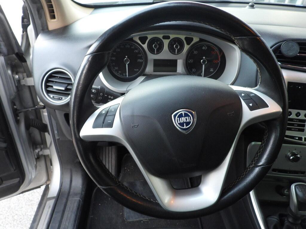 Lancia Delta 1.6 Multijet Platino