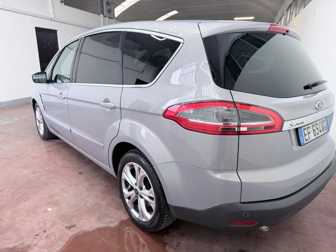 Ford S-Max 2.0 TDCi 163CV Titanium 7 posti