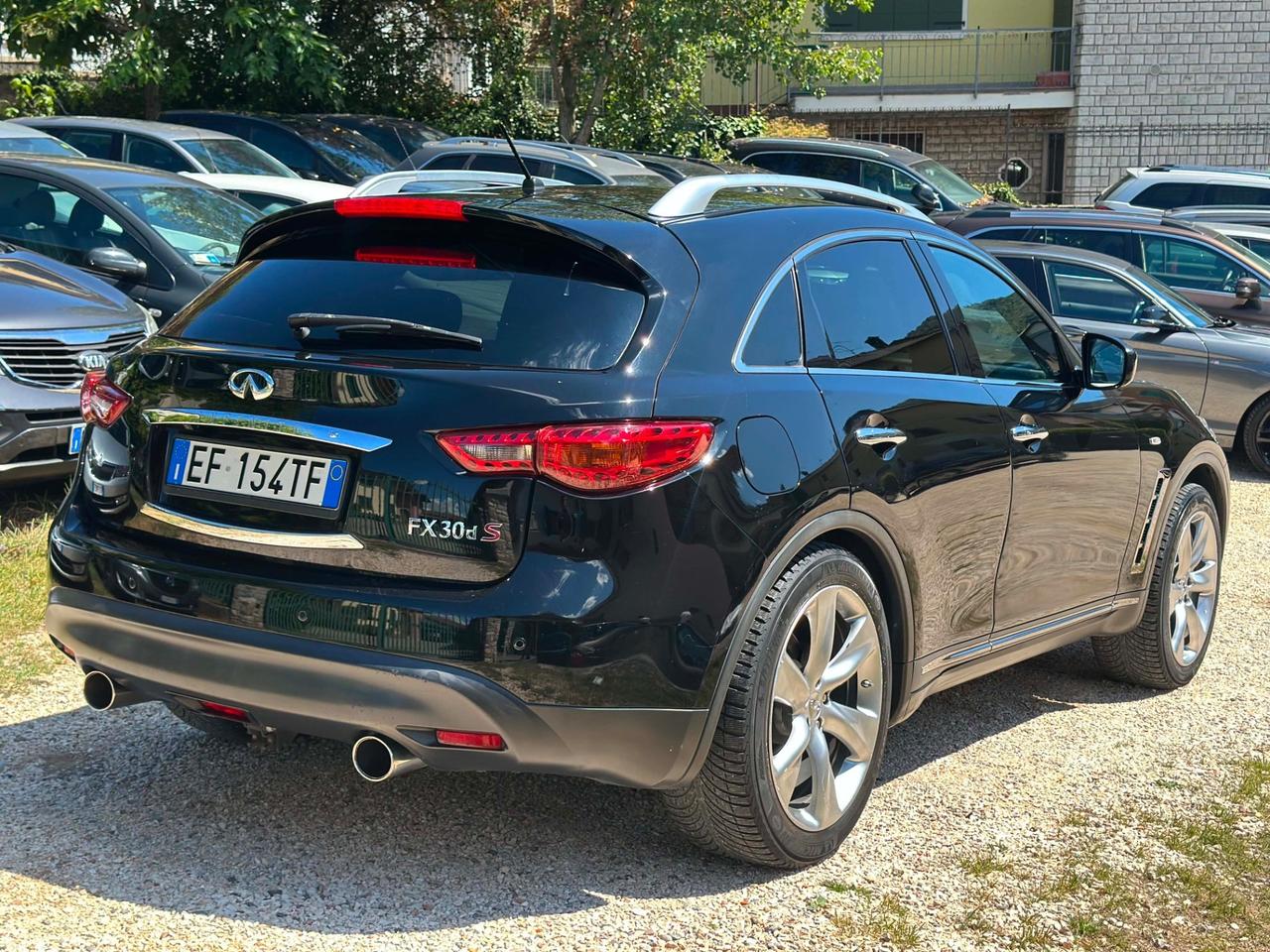 Infiniti FX30d S PREMIUM KMCERT UNICOPR GARANZ