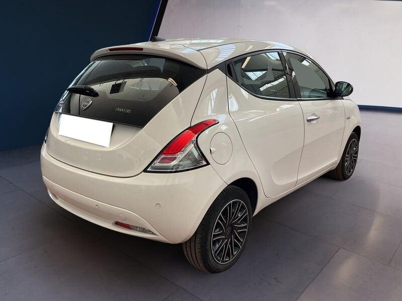 Lancia Ypsilon III 2021 1.0 firefly hybrid Gold s&s 70cv