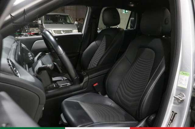 Mercedes-Benz GLA 200 d Business auto