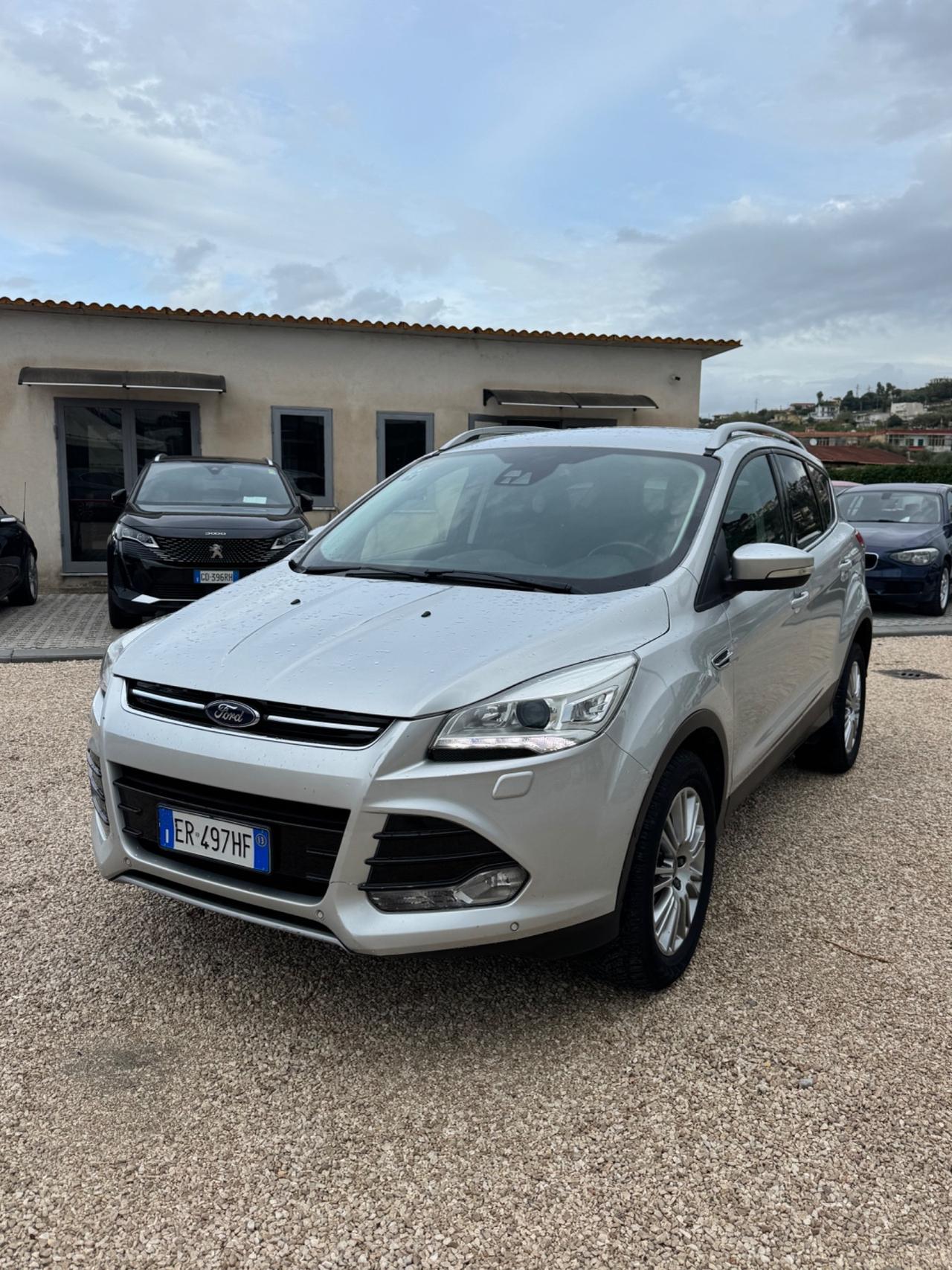 Ford Kuga 2.0 TDCI 140 CV 4WD Powershift Titanium