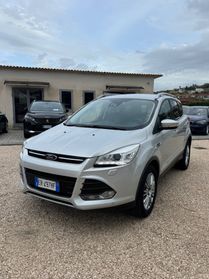 Ford Kuga 2.0 TDCI 140 CV 4WD Powershift Titanium