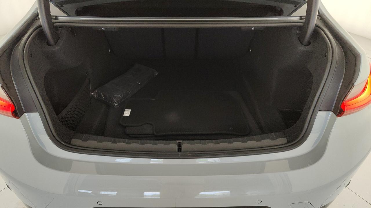 BMW Serie 3 G20 2022 Berlina - 320d mhev 48V MSport auto