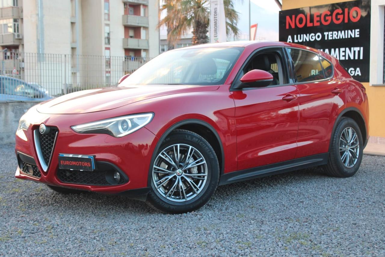 Alfa Romeo Stelvio Tua A SOLI 292€ al mese Anticipo Zero
