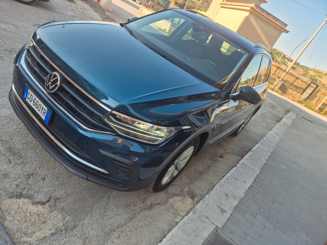 VW TIGUAN 2.0 TDI 150 CV ANNO 2021 KM 48000 CERTIFICATI