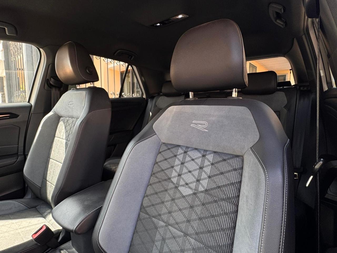 Volkswagen T-Roc 2.0 TDI SCR R-Line