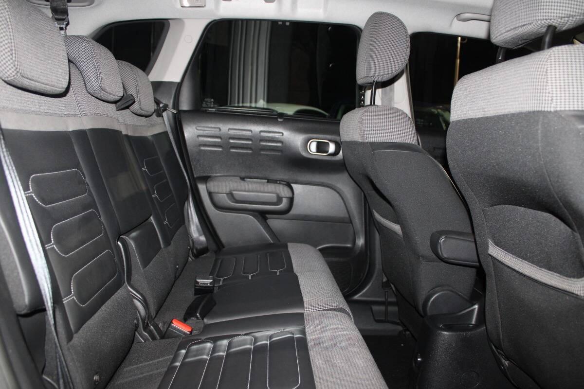 Citroen C3 Aircross 1.2 puretech Shine s&s 110cv eat6 Con NAVIGATORE