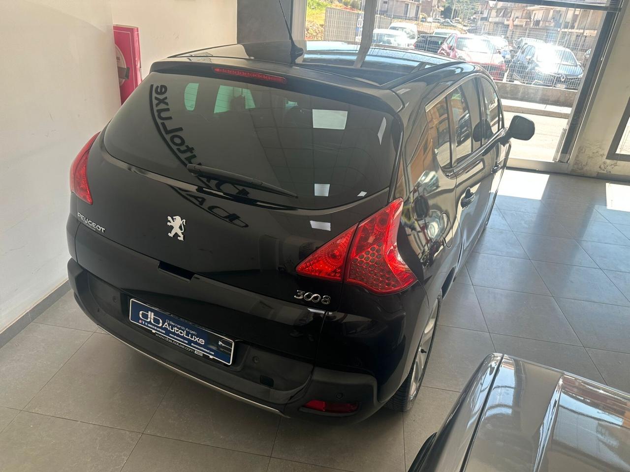 Peugeot 3008 2.0 HDi 150CV Outdoor