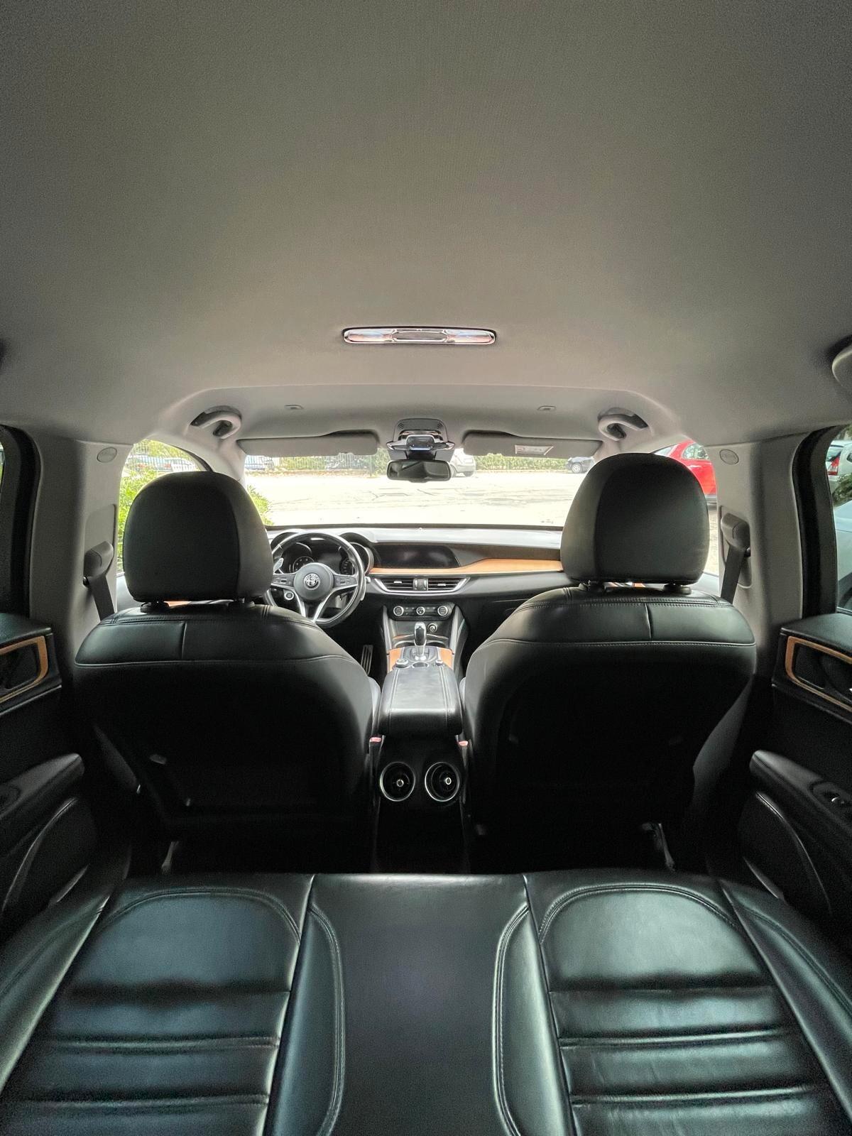 Alfa Romeo Stelvio 2.0 Turbo 280 CV AT8 Q4 First Edition