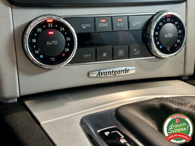 MERCEDES-BENZ C 200 BlueEFFICIENCY Automatic Avantgarde