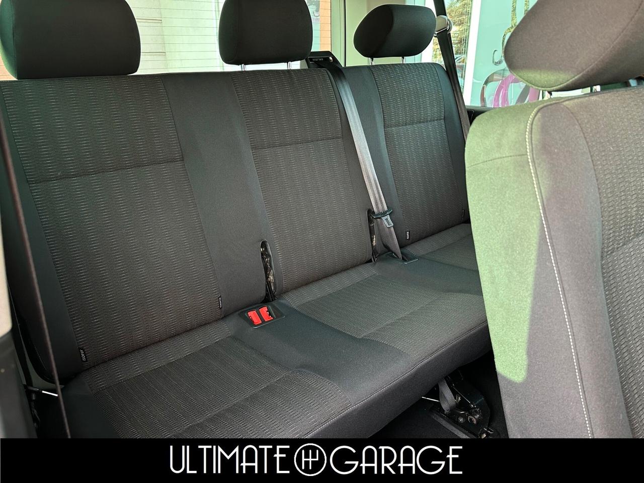 Volkswagen Caravelle 2.0 TDI 150cv DSG Comfortline Bicolor *9 Posti