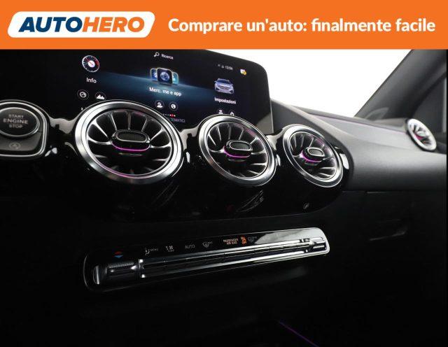 MERCEDES-BENZ GLA 180 d Automatic Premium