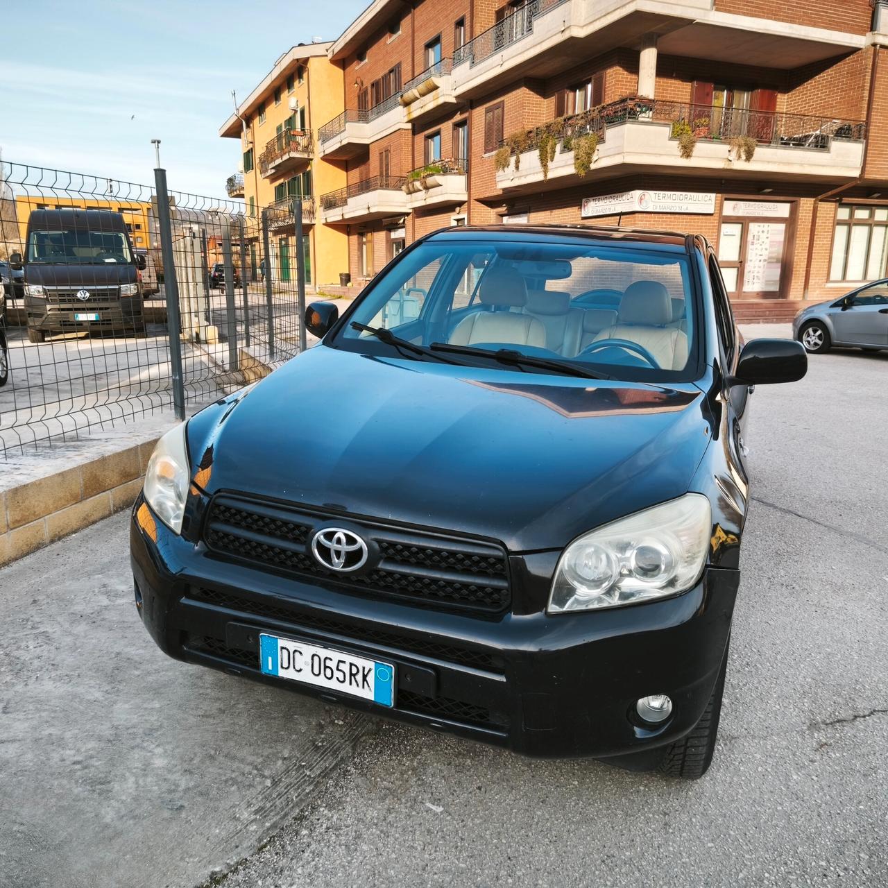 Toyota RAV 4 RAV4 2.2 D-4D 136 CV