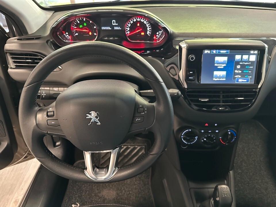Peugeot 208 5p 1.4 hdi - Neopatentati