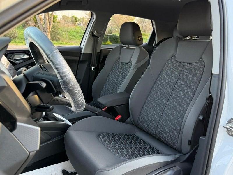 Audi A1 A1 Sportback 30 1.0 tfsi Identity Black S-LINE s-tronic BICOLORE