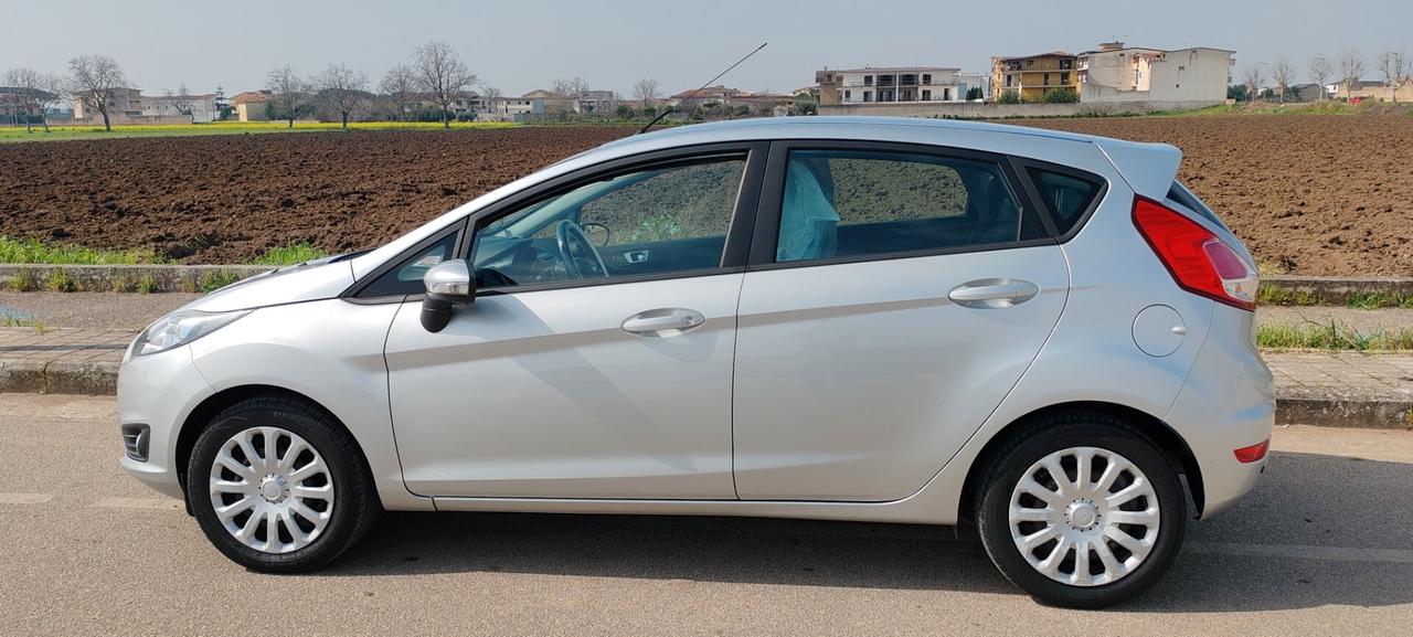 Ford Fiesta 1.5 TDCi 75CV 5 porte Business