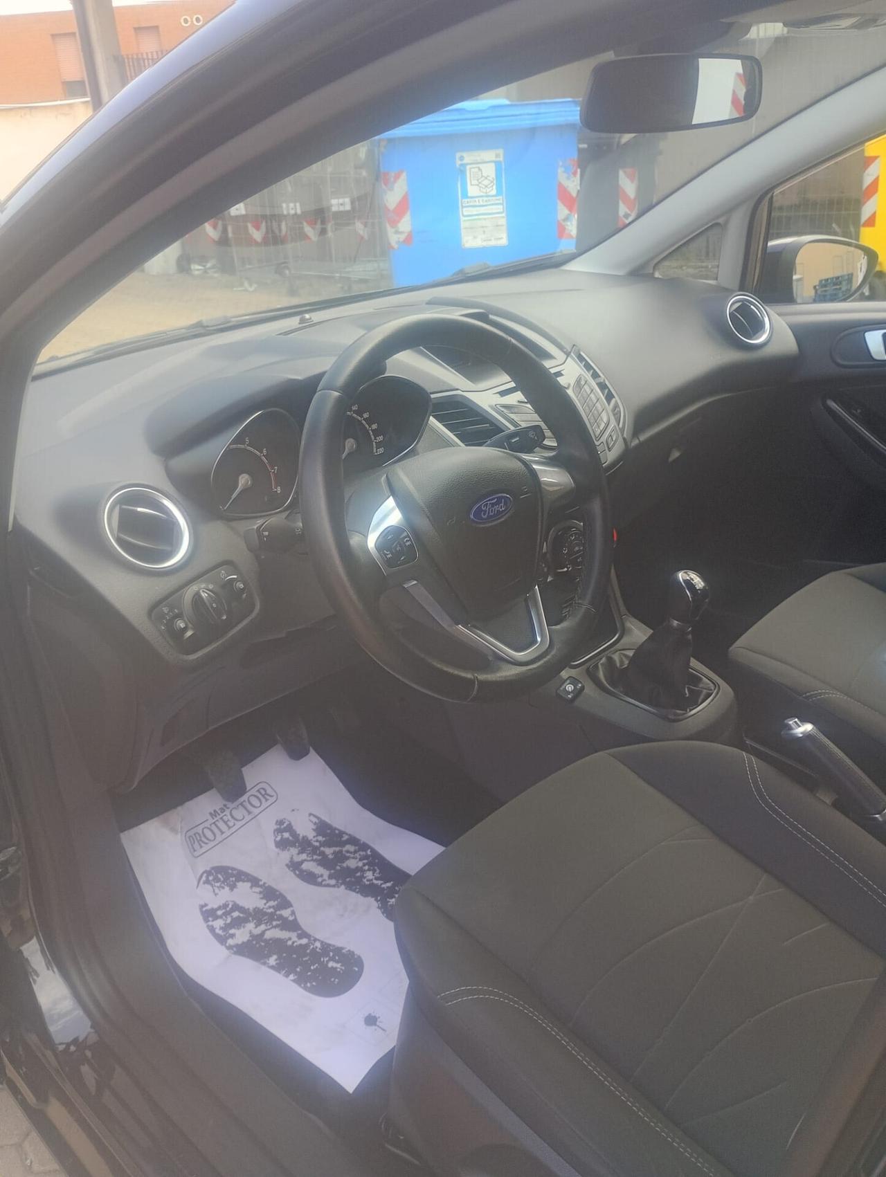 Ford Fiesta - APERTI AD AGOSTO