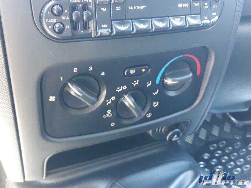 Jeep Cherokee Cherokee 2.5 crd Sport