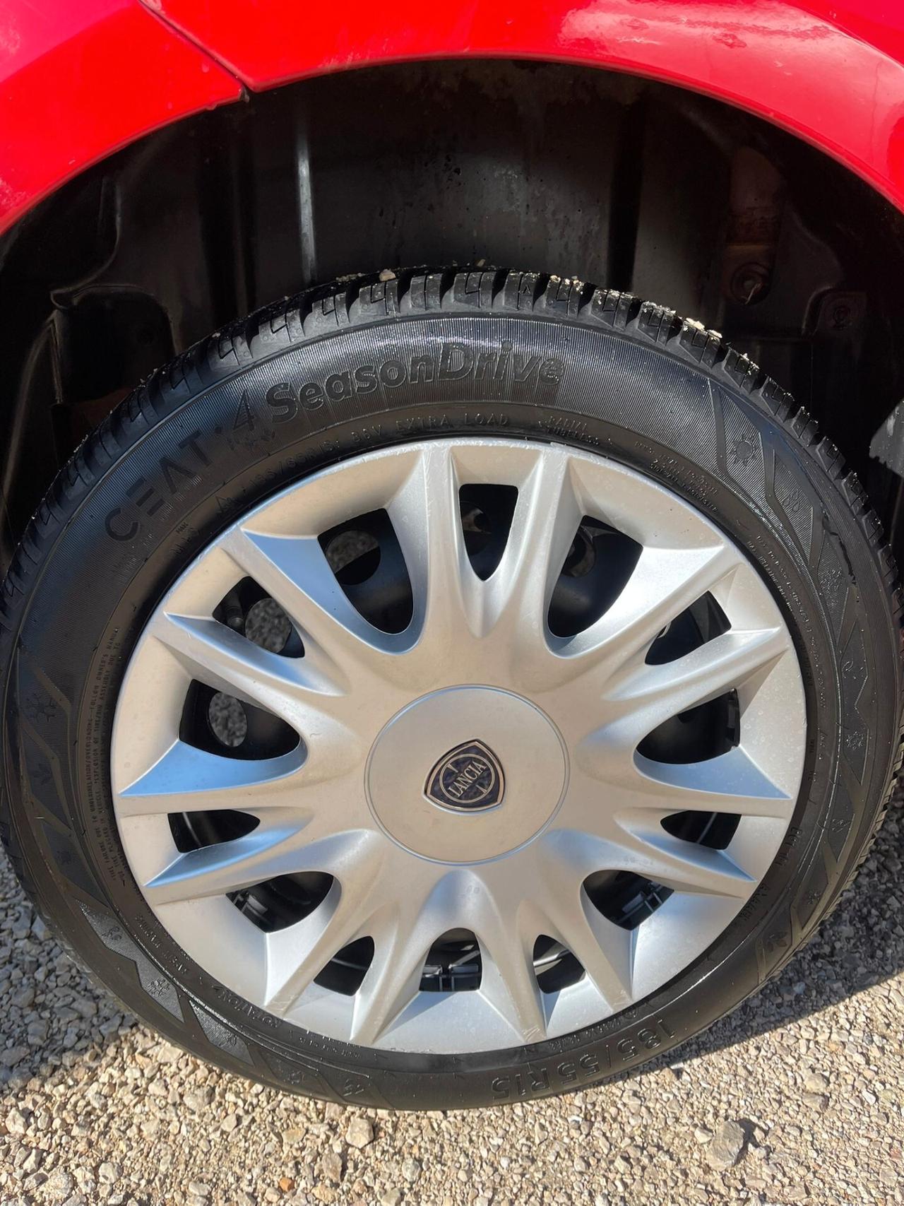 Lancia Ypsilon 1.3 MJT 16V 95 CV 5 porte S&S Gold