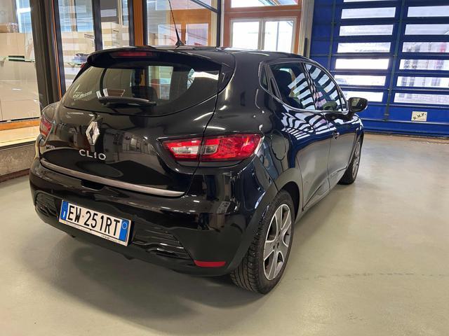 RENAULT Clio 1.2 75CV 5 porte Costume National