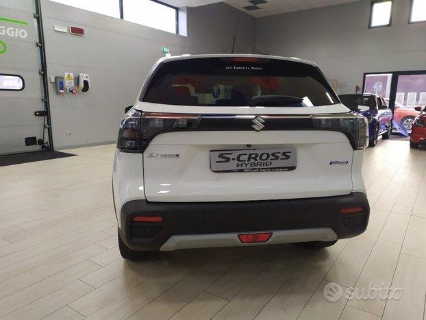SUZUKI S-Cross 1.4 Hybrid Top