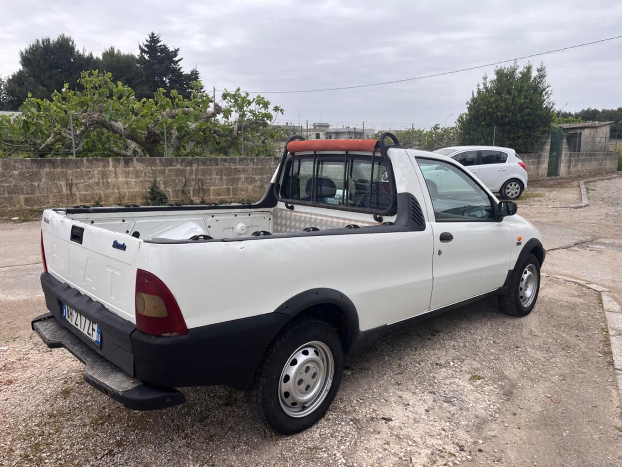 Fiat Strada 1.9 diesel Pick-up